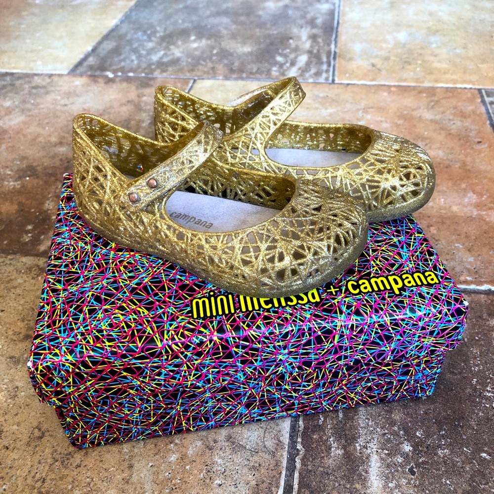 Mini Melissa sparkly golden jelly sandals size kids 8 in great condition!!